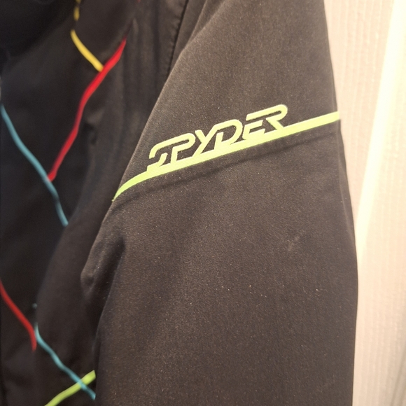 Spyder Snowboarding Jacket - Picture 4 of 9